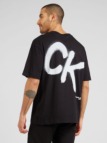 T-Shirt Calvin Klein Jeans en noir : devant