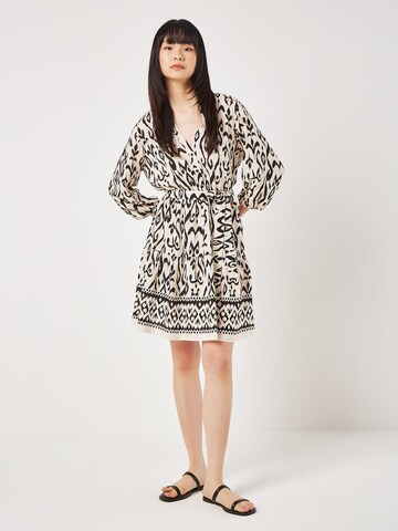 Robe 'Ikat' Apricot en beige : devant