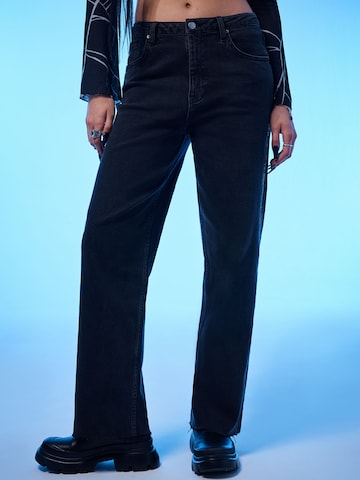 SHYX Regular Jeans 'Tela' in Zwart