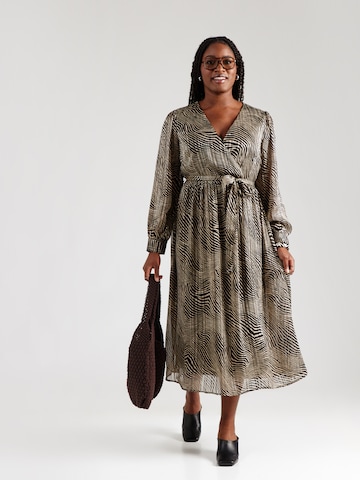 Robe 'VMCGEBRA GEDNA' Vero Moda Curve en noir