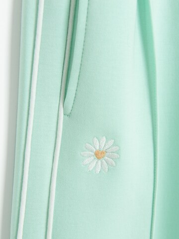 Cool Club Свободный крой Штаны в Зеленый