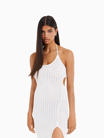 Bershka Knit dress in White: front