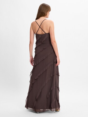 Marie Lund Abendkleid in Braun
