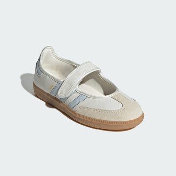 Ballerina con cinturino 'Samba' di ADIDAS ORIGINALS in bianco