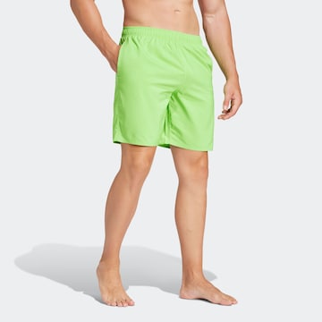 Boardshorts 'Classic' ADIDAS PERFORMANCE en vert