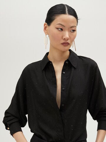 Chemisier Lola Casademunt en noir : devant