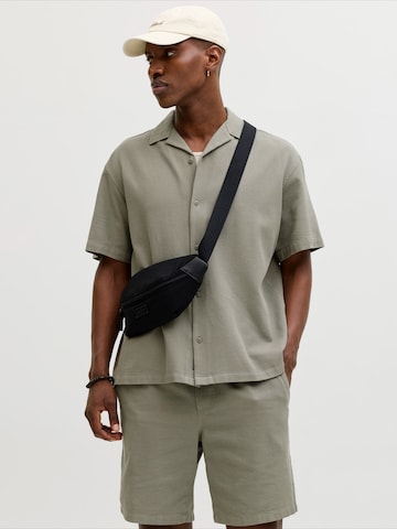 JACK & JONES Классический крой Рубашка 'JJGLOBAL' в Зеленый: спереди