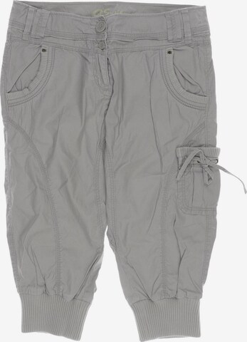 QS Shorts in XS in Grey: front