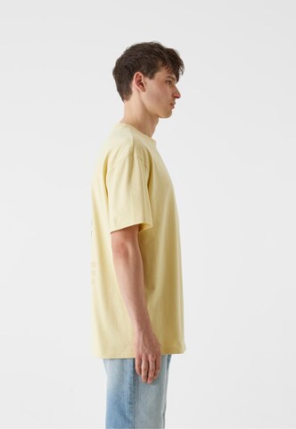 Lost Youth T-Shirt 'Western Motel' in Gelb