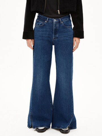 ARMEDANGELS Regular Jeans 'Libraaea' in Blauw: voorkant