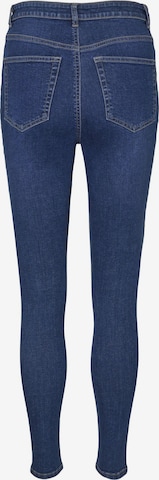 VERO MODA Skinny Jeans 'SANDRA' in Blauw