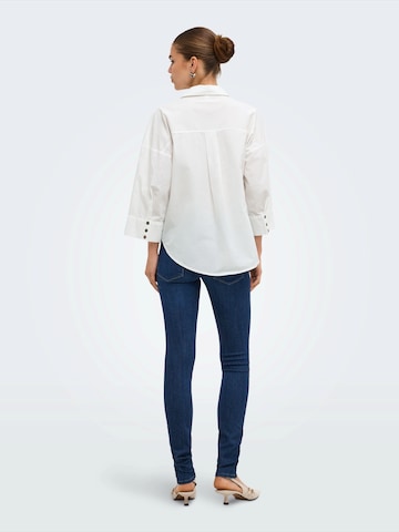 Camicia da donna 'ONLSAJA KERI' di ONLY in bianco