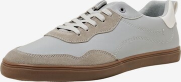 ESPRIT Sneakers laag in Grijs: voorkant