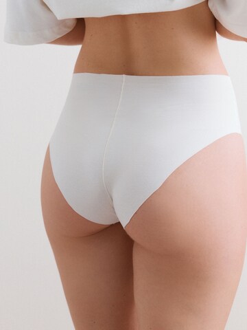 Next Slip in Roze