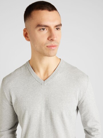 Coupe regular Pull-over UNITED COLORS OF BENETTON en gris