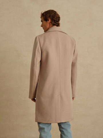 DAN FOX APPAREL Between-seasons coat 'Merlin' in Grey