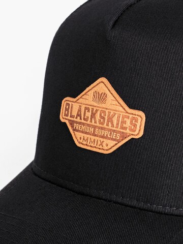 Blackskies Cap 'Essentials' in Black