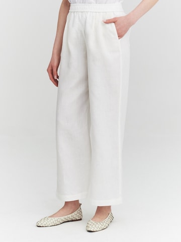 TATUUM Wide Leg Hose 'Smarta 1' in Weiß
