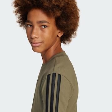 ADIDAS SPORTSWEAR - Camiseta funcional 'Essentials' en verde