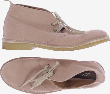 COX Flats & Loafers in 40 in Beige: front