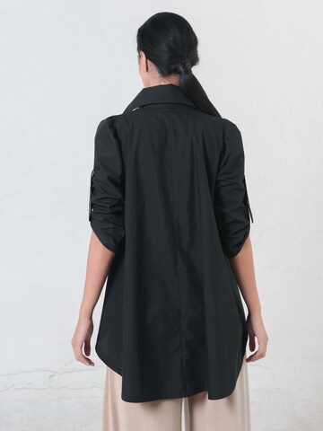 Metamorphoza Shirt in Zwart