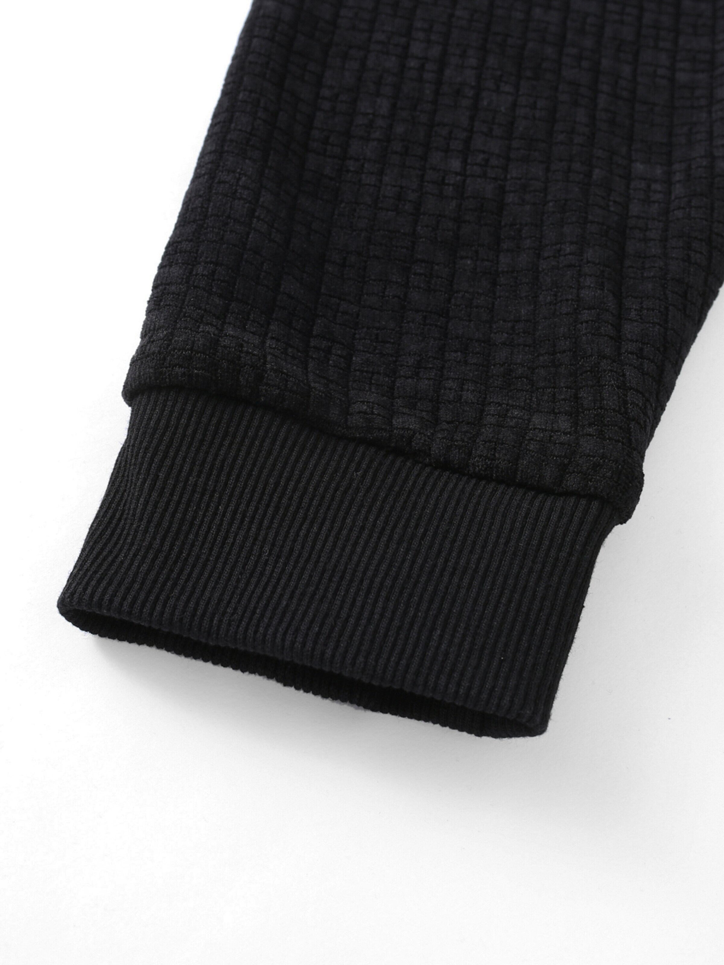 ALLTHEMEN Sweatshirt 'Stille' in Black