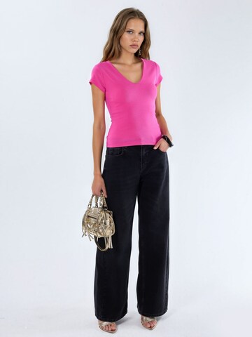 Busem T-Shirt in Pink