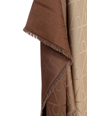 Foulard 'GRADIENT EMBLEM SQUARE SCARF 70x LV04F9027G' di Calvin Klein in beige