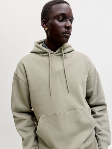JACK & JONES Sweatshirt in Green
