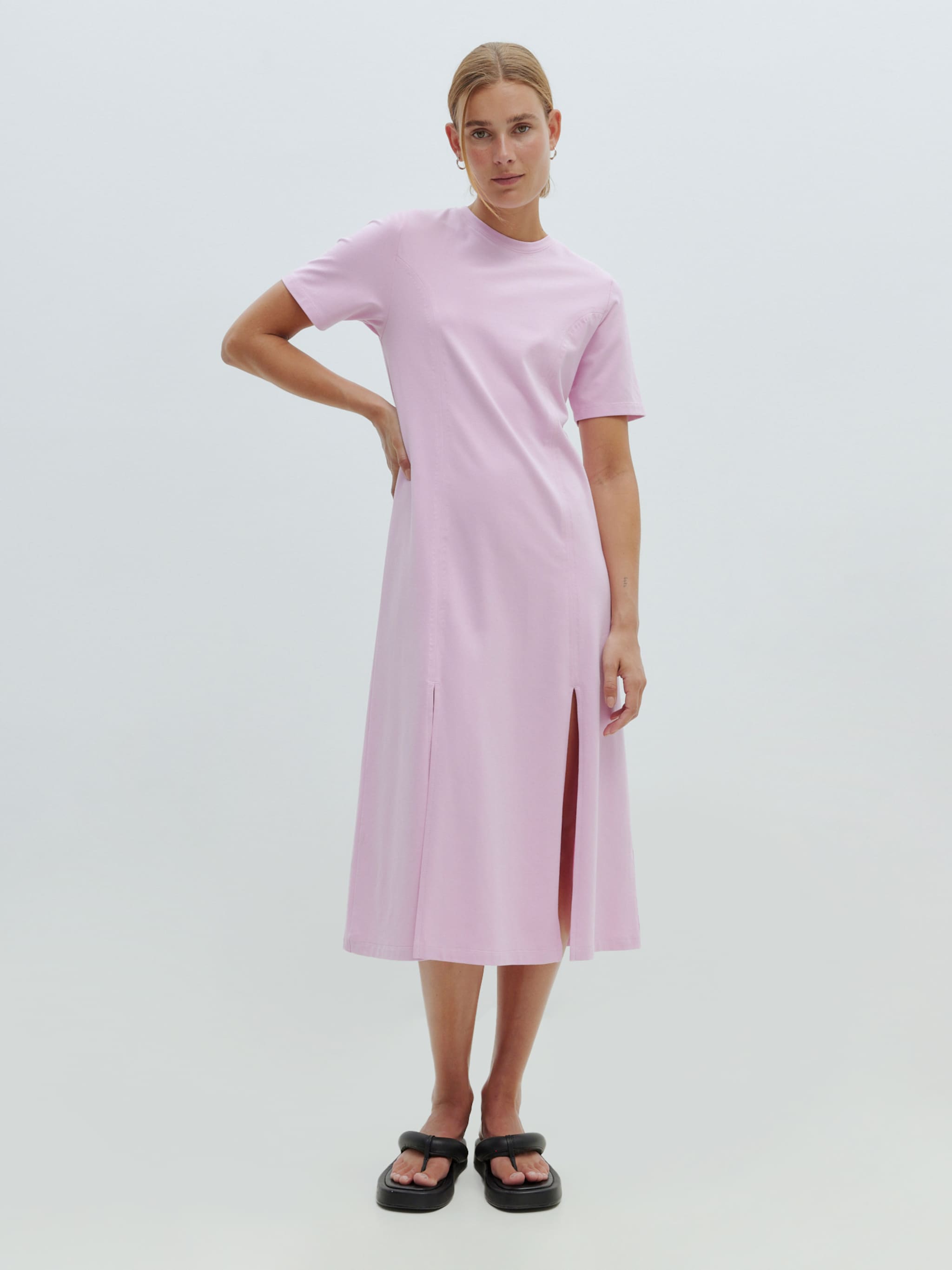 EDITED Produits Robe 'Nadia' lavande