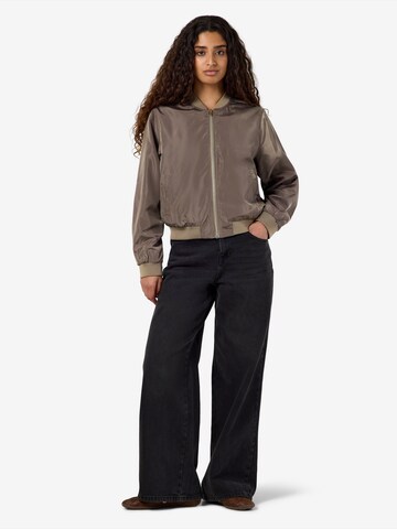 Veste mi-saison 'NMCHASE' Noisy may en marron