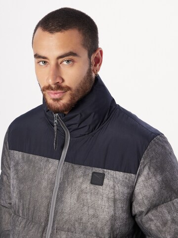 Iriedaily - Chaqueta de invierno 'Mission' en gris