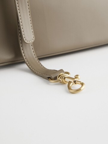 Next Handtasche in Braun
