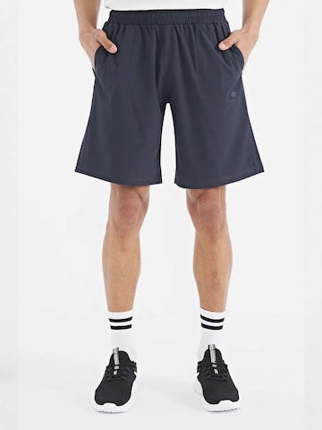 Pantalon Tommy Life en bleu : devant