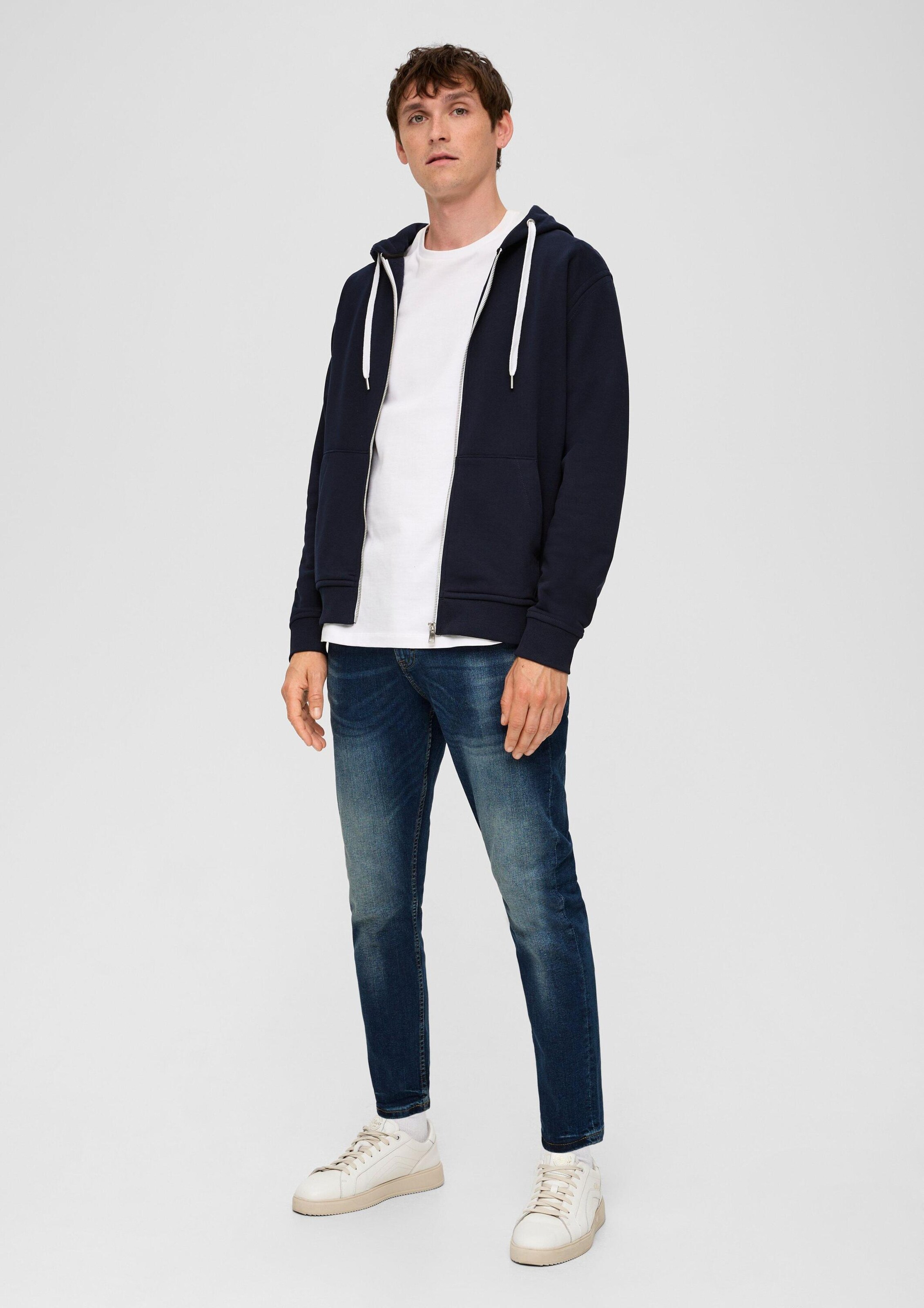 QS Tapered Jeans ' LIAM ' in Blauw