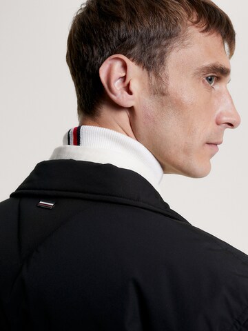 TOMMY HILFIGER Tussenjas in Zwart