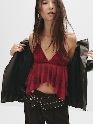 Haut Pull&Bear en rouge : devant