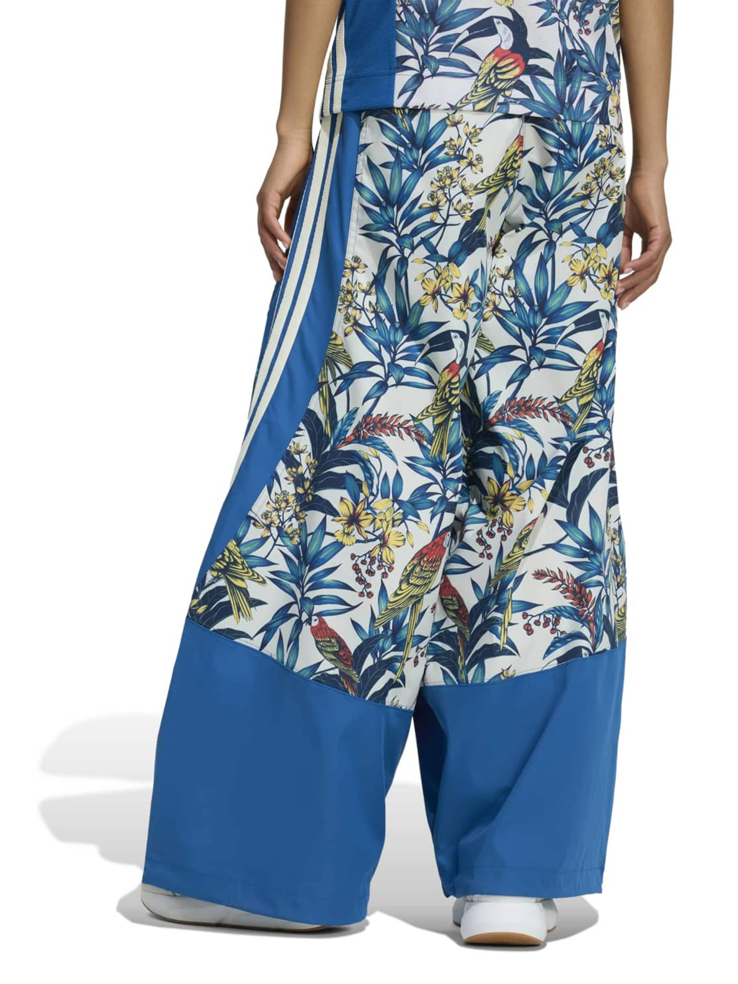 ADIDAS SPORTSWEAR Baggy Sportbroek 'FARM PRM' in Groen