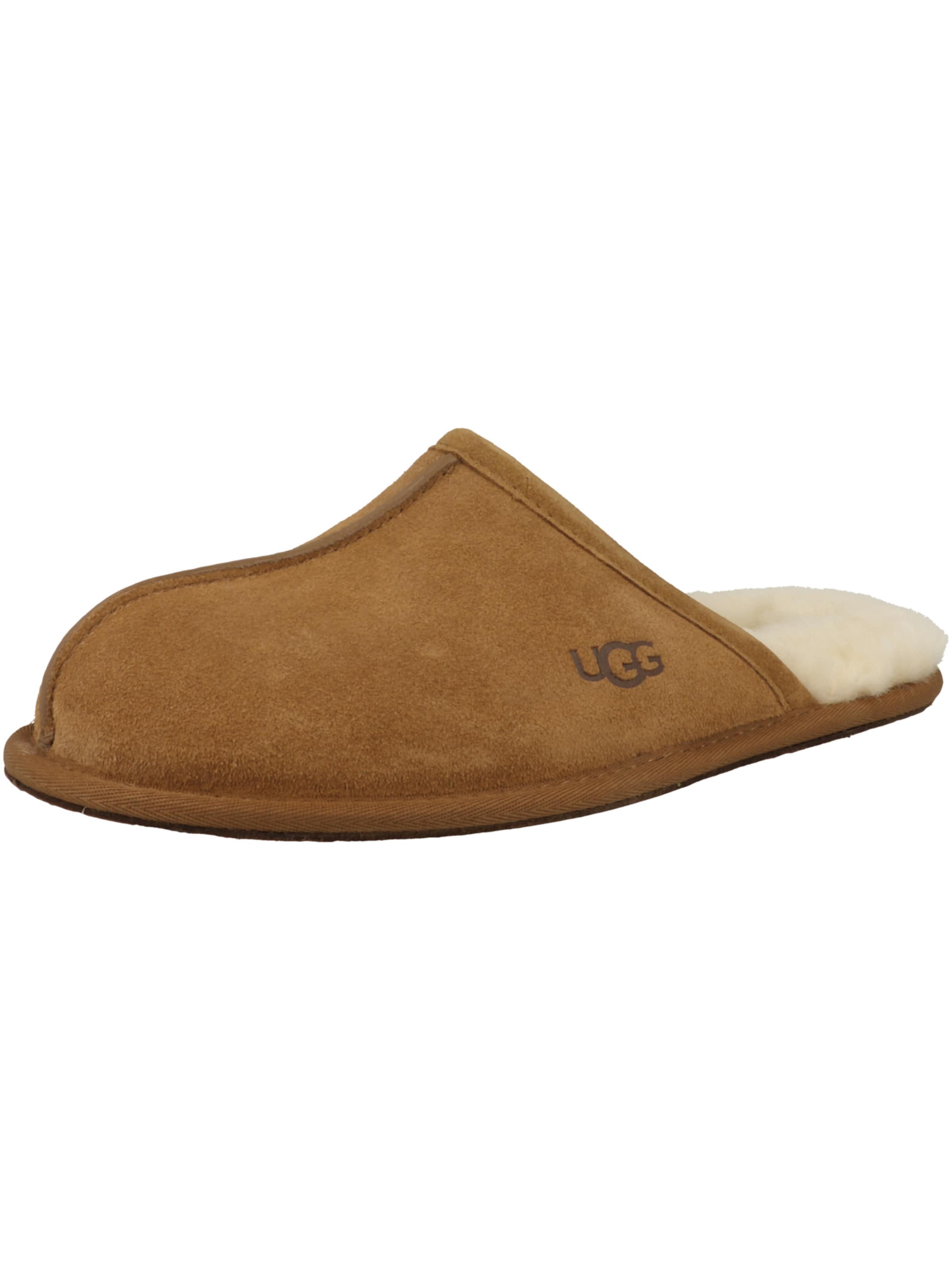 Pantoufle 'Scuff' UGG en marron : devant