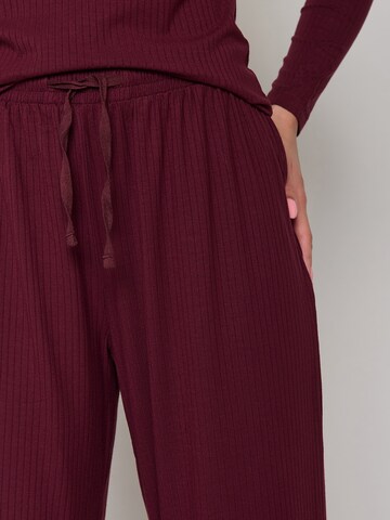 Loosefit Pantalon GREENBOMB en rouge