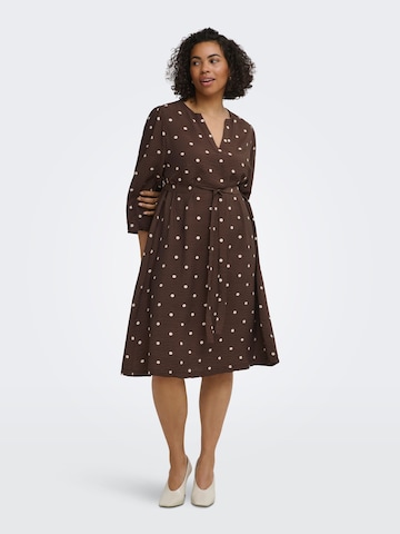 ONLY Carmakoma - Vestido 'CARCarrie' en marrón