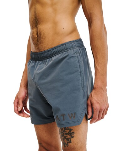 HALO Loosefit Broek in Blauw