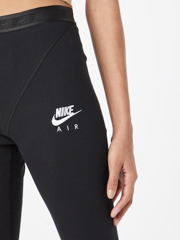 Nike Sportswear Skinny Leggings in Black