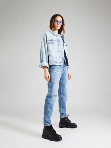 Effilé Jean 'MOM Jeans' Calvin Klein Jeans en bleu