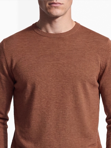 BENVENUTO Sweater in Red