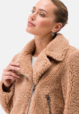 zero Plüschjacke mit Reißverschluss in Beige