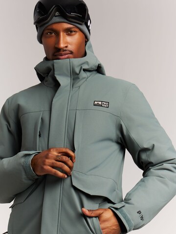 Veste de sport 'PRTFarway' PROTEST en vert