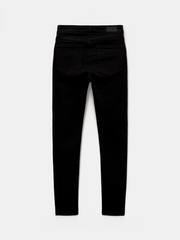 Pull&Bear Skinny Jeans in Schwarz