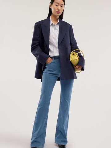 évasé Jean Trussardi en bleu : devant
