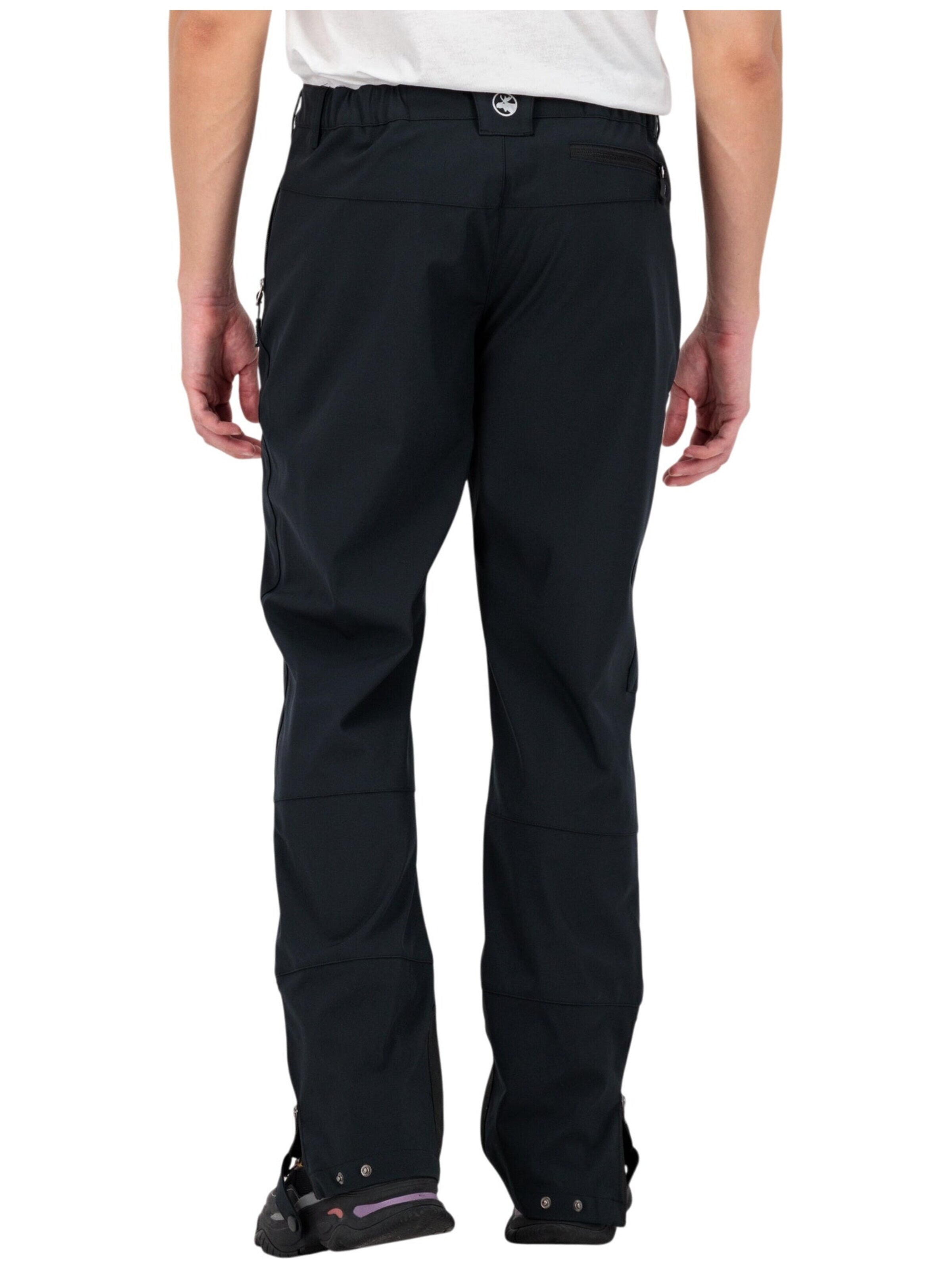 Slimfit Pantaloni funzionali 'Softshellhose Sterling Snow Herren Winterhose Trekkinghose' di deproc in nero